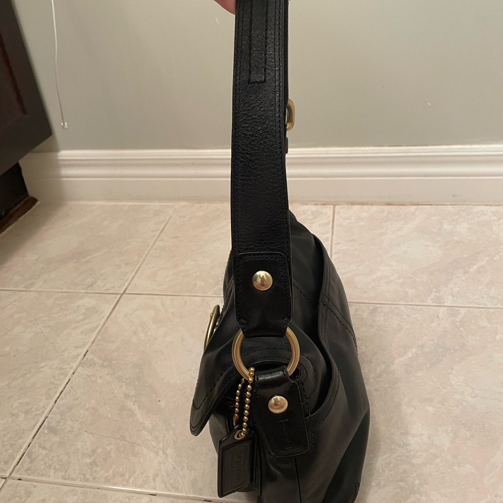Coach Soho Black Leather Shoulder Bag - Picture 4 of 11